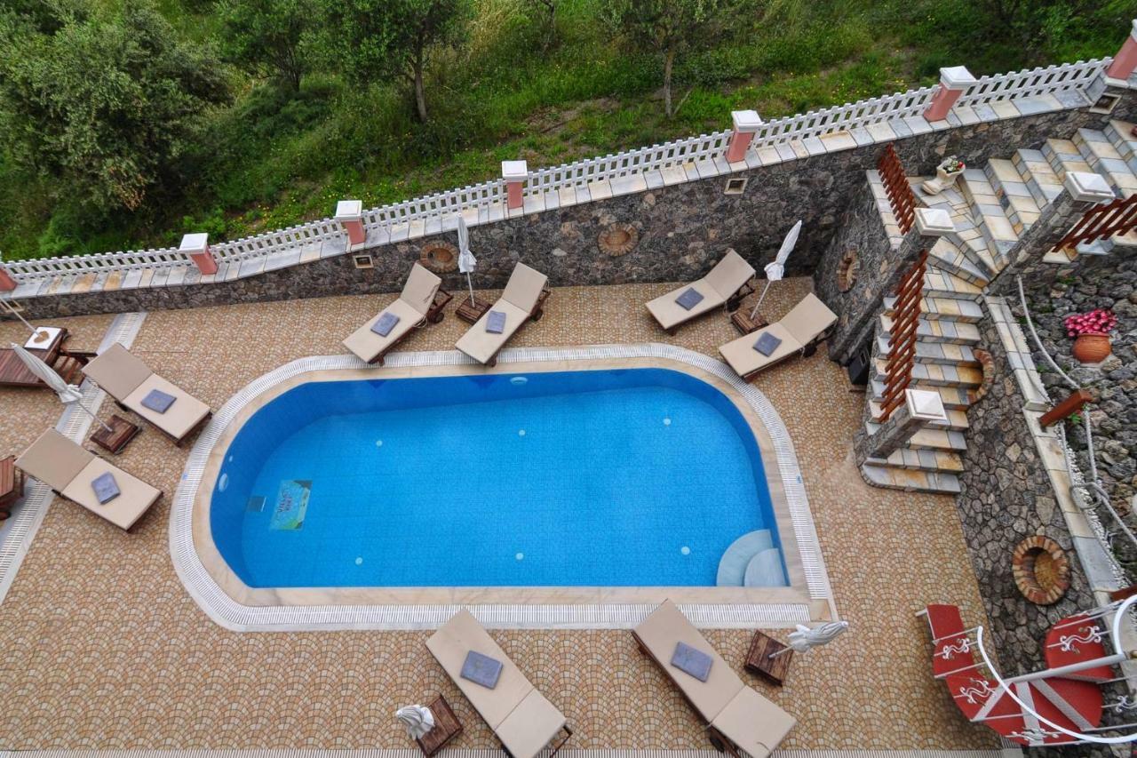 Angela Pool Apartments Agios Georgios Pagon Extérieur photo