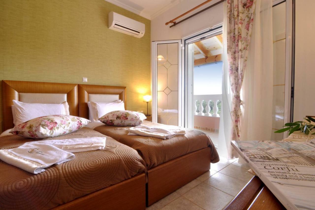 Angela Pool Apartments Agios Georgios Pagon Extérieur photo