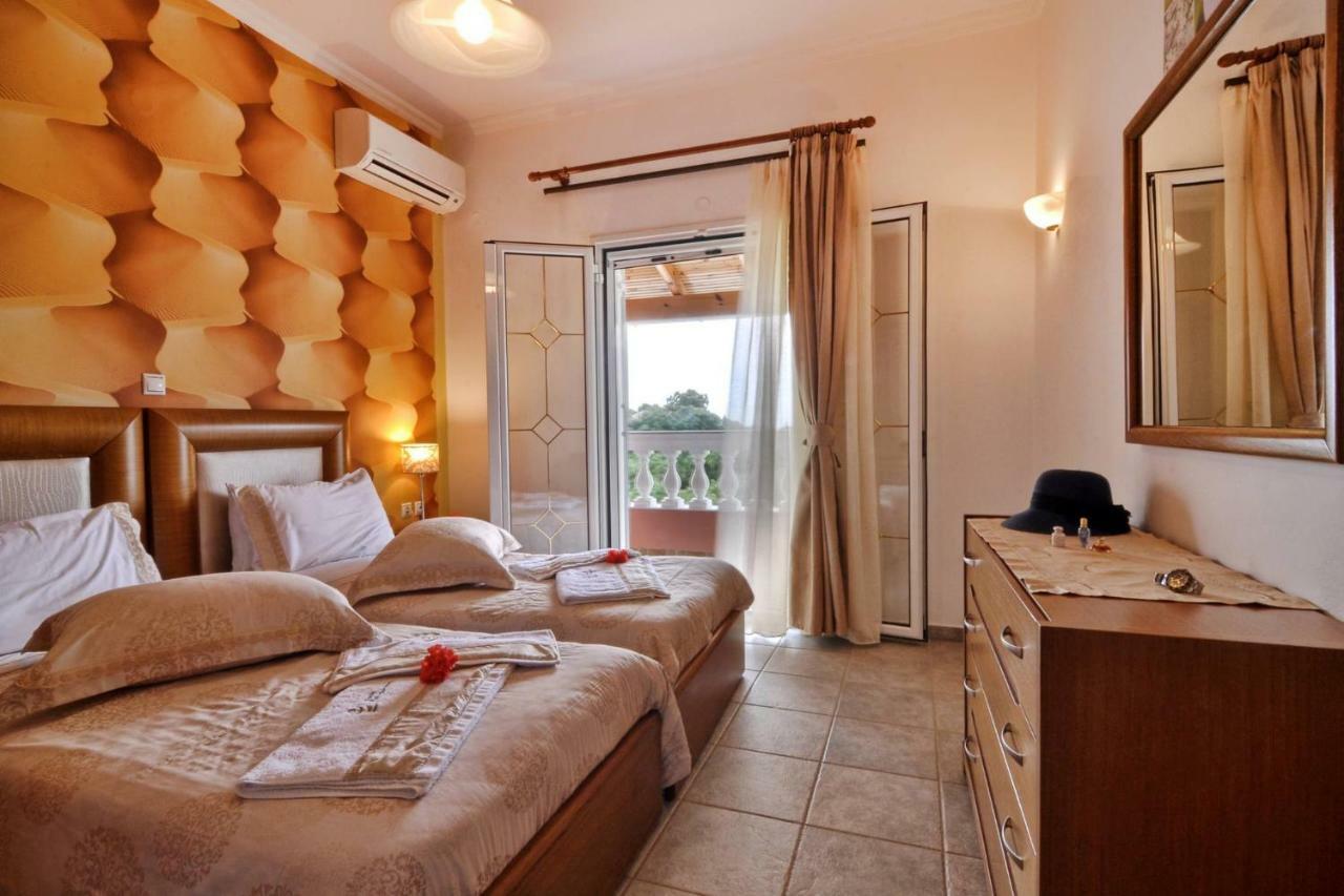 Angela Pool Apartments Agios Georgios Pagon Extérieur photo